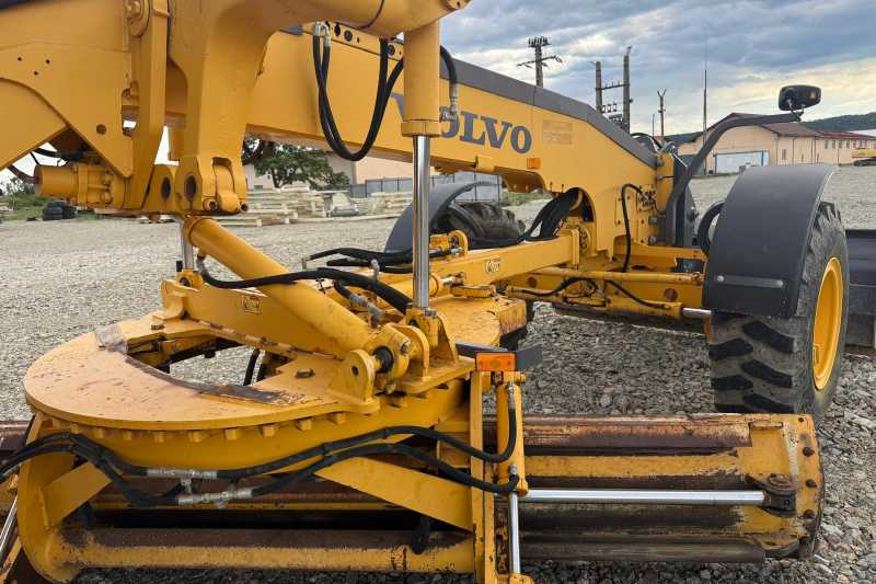OmecoHub - Immagine NEW HOLLAND F106.6A
